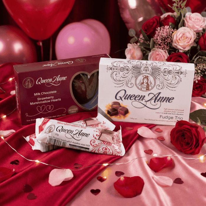 Valentine's Day Combo: Milk Chocolate Strawberry Hearts 100g & Fudge Trio 140g & Milk Chocolate Strawberry Bar 55g